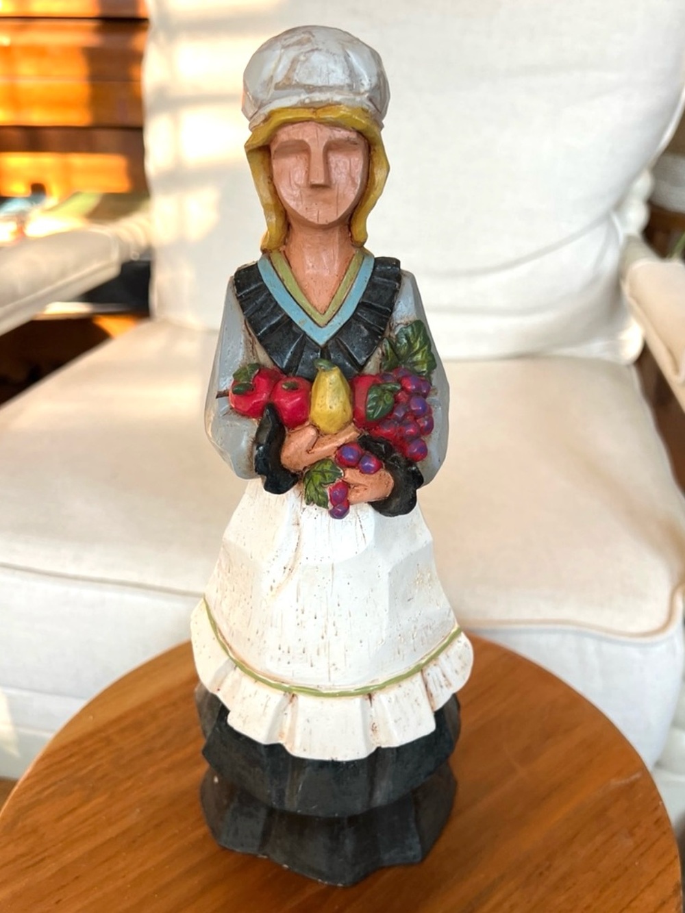 Pacific Rim cubist style Thanksgiving harvest pilgrim female 12” vintage resin